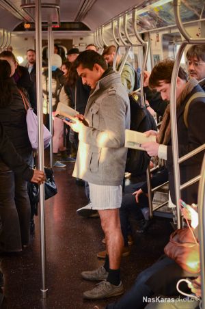 NO_PANTS-0014a_960.jpg
