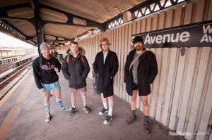NO_PANTS-0015a_960.jpg