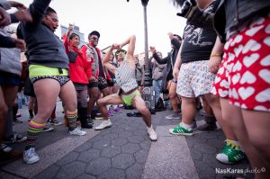 NO_PANTS-0058a_960.jpg